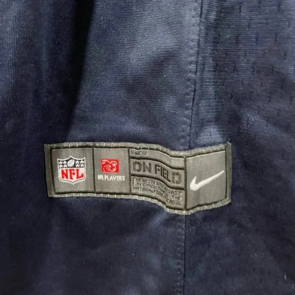 Seattle Seahawks Russel Wilson NFL Jersey - Youth  XXL - Picture 8 of 8